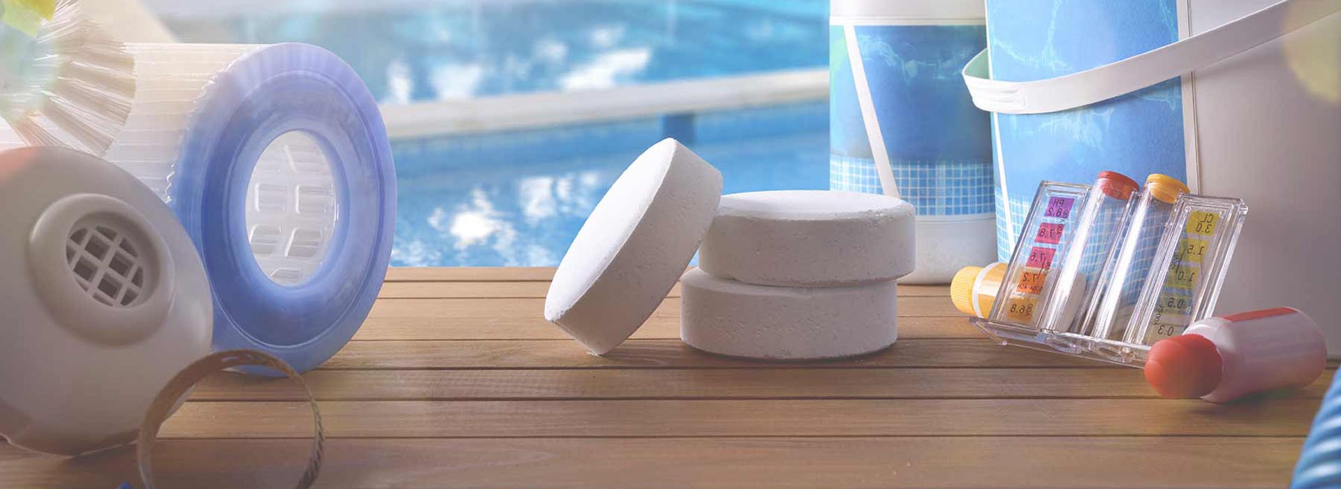 Hóa chất vệ sinh hồ bơi, chuồng trại